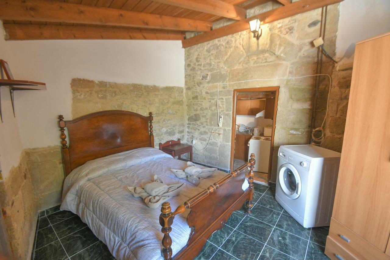 Malona Village Stone House 아파트 외부 사진